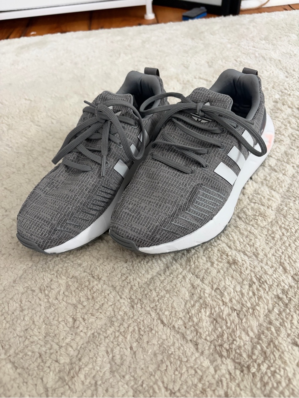 adidas Men's Gray and White Knit Running Sneakers